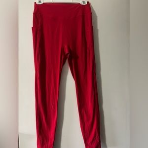 BuffBunny Rosa pocket leggings in salsa red